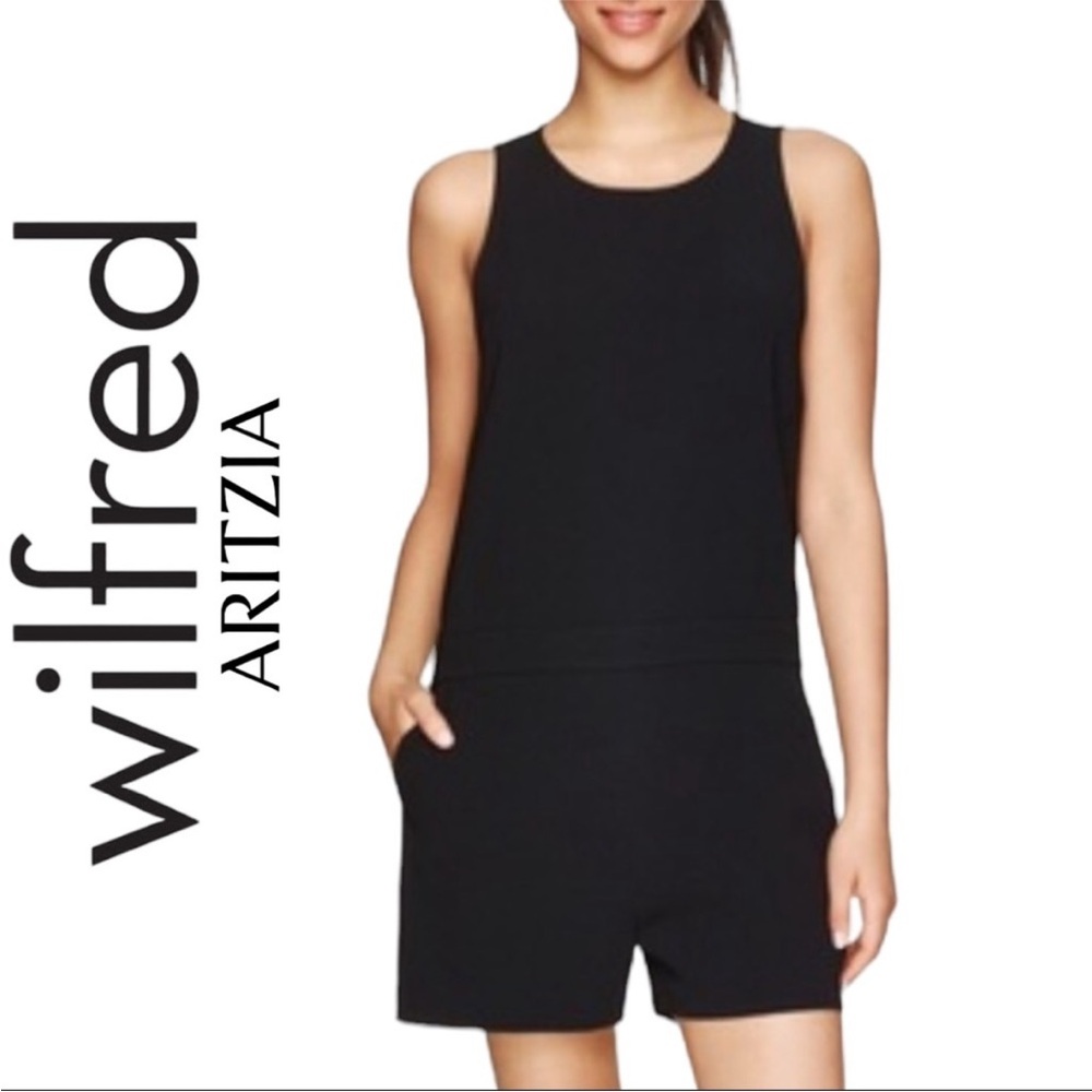 Aritzia Wilfred Rayana Romper Size Small
Black Pockets